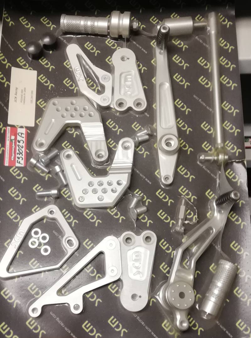 Superbike - regolabili - Pedane - FASTER96