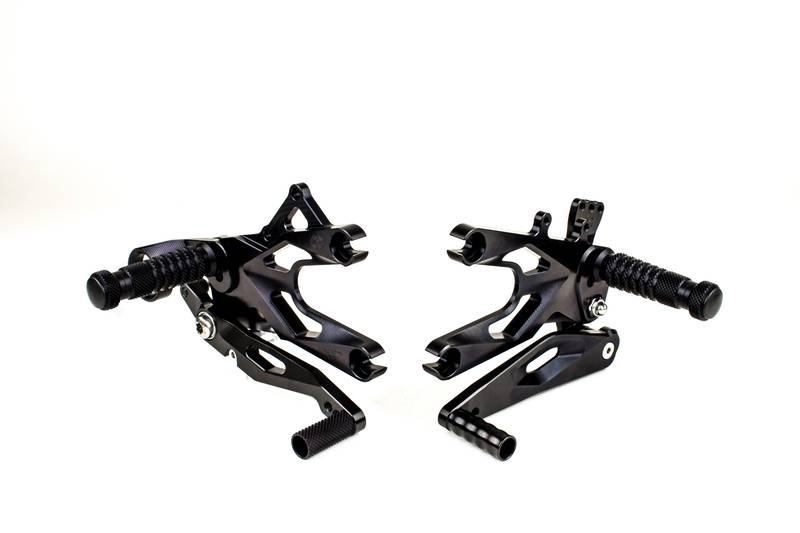 FXR - Rearsets - GILLES TOOLING