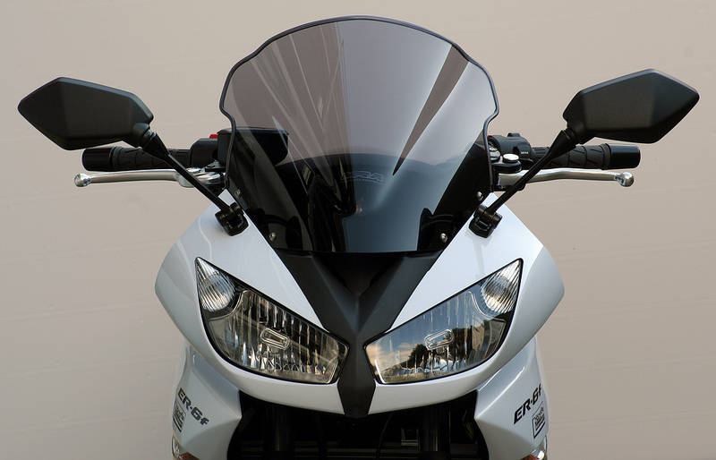 R - Racing - Screen - MRA